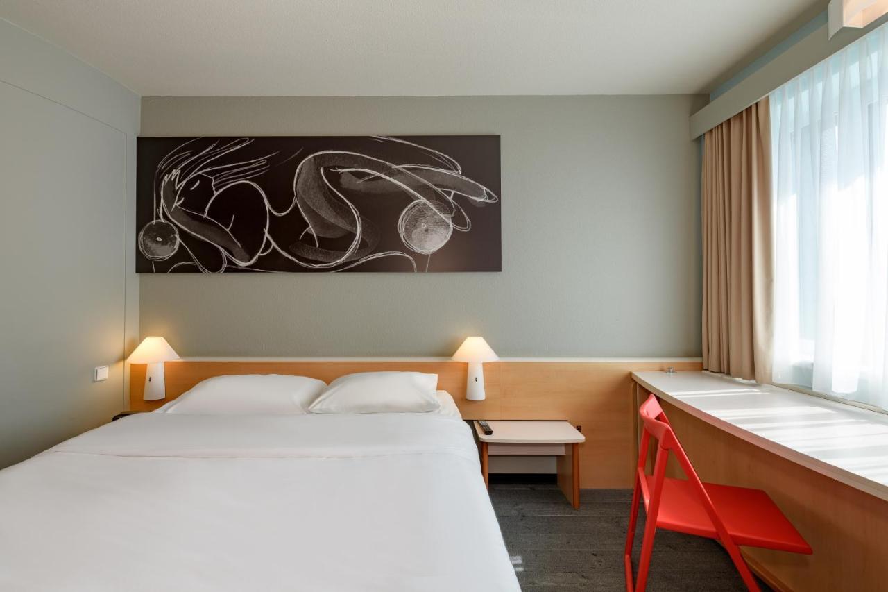 Ibis Hamburg Alsterring Hotell Eksteriør bilde
