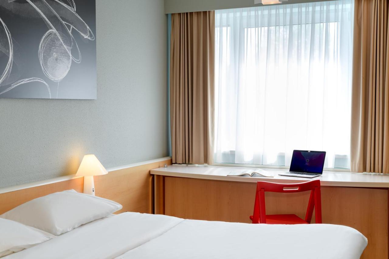 Ibis Hamburg Alsterring Hotell Eksteriør bilde