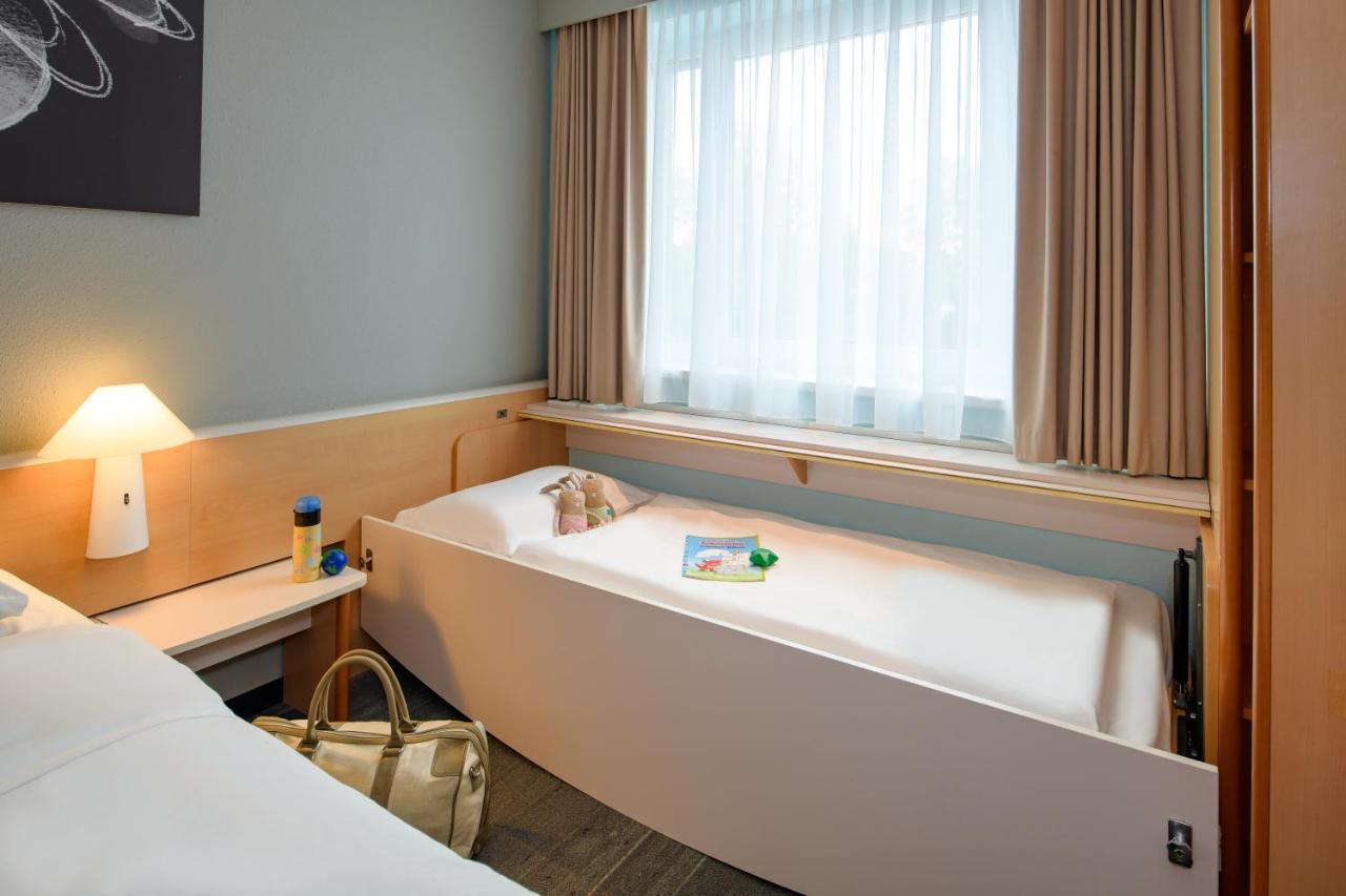 Ibis Hamburg Alsterring Hotell Eksteriør bilde