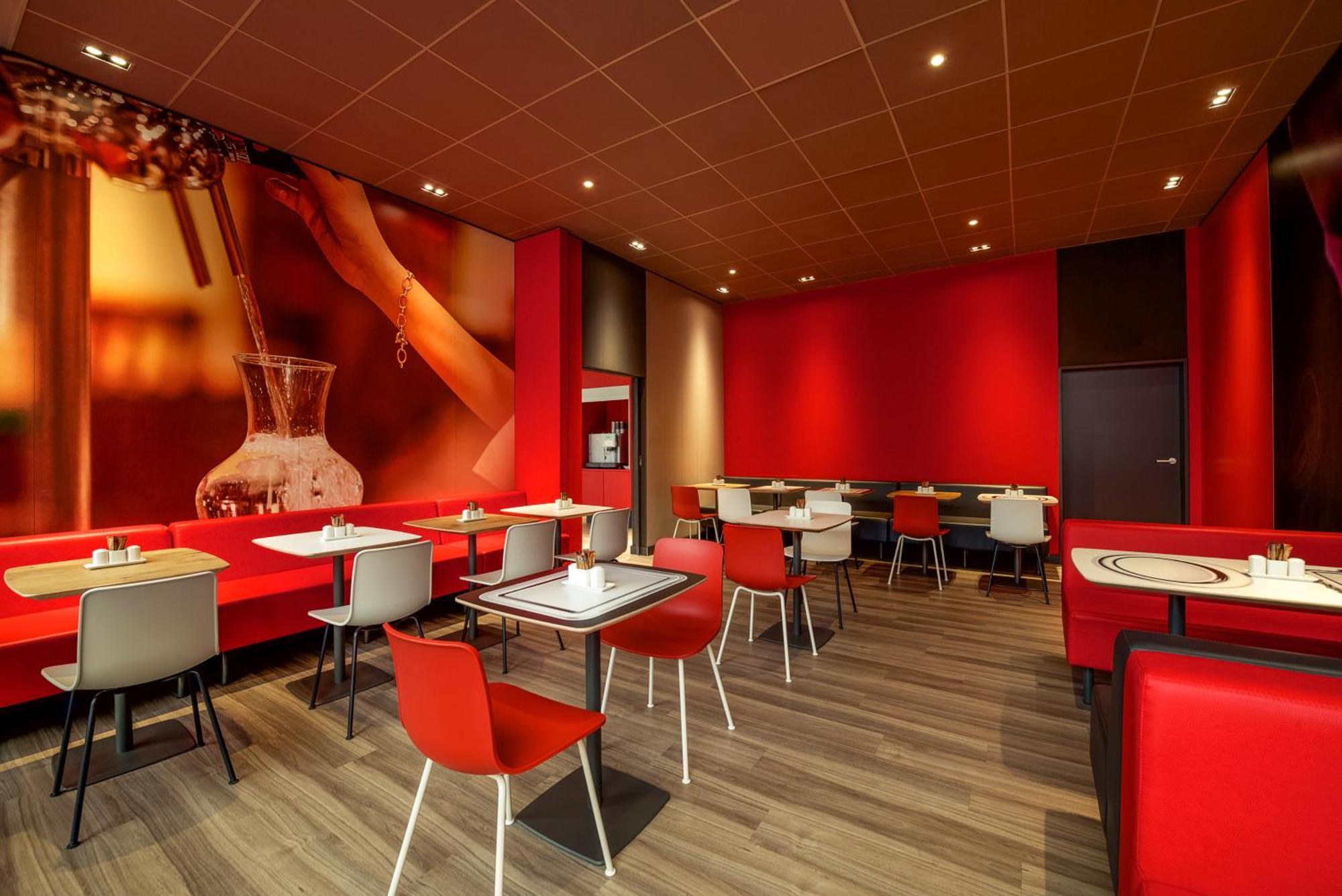 Ibis Hamburg Alsterring Hotell Eksteriør bilde